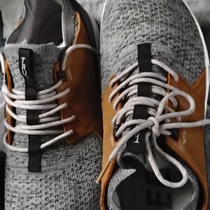 Stylish TRUE Brand Gray and Brown Men's Golf Sneakers SIZE 13